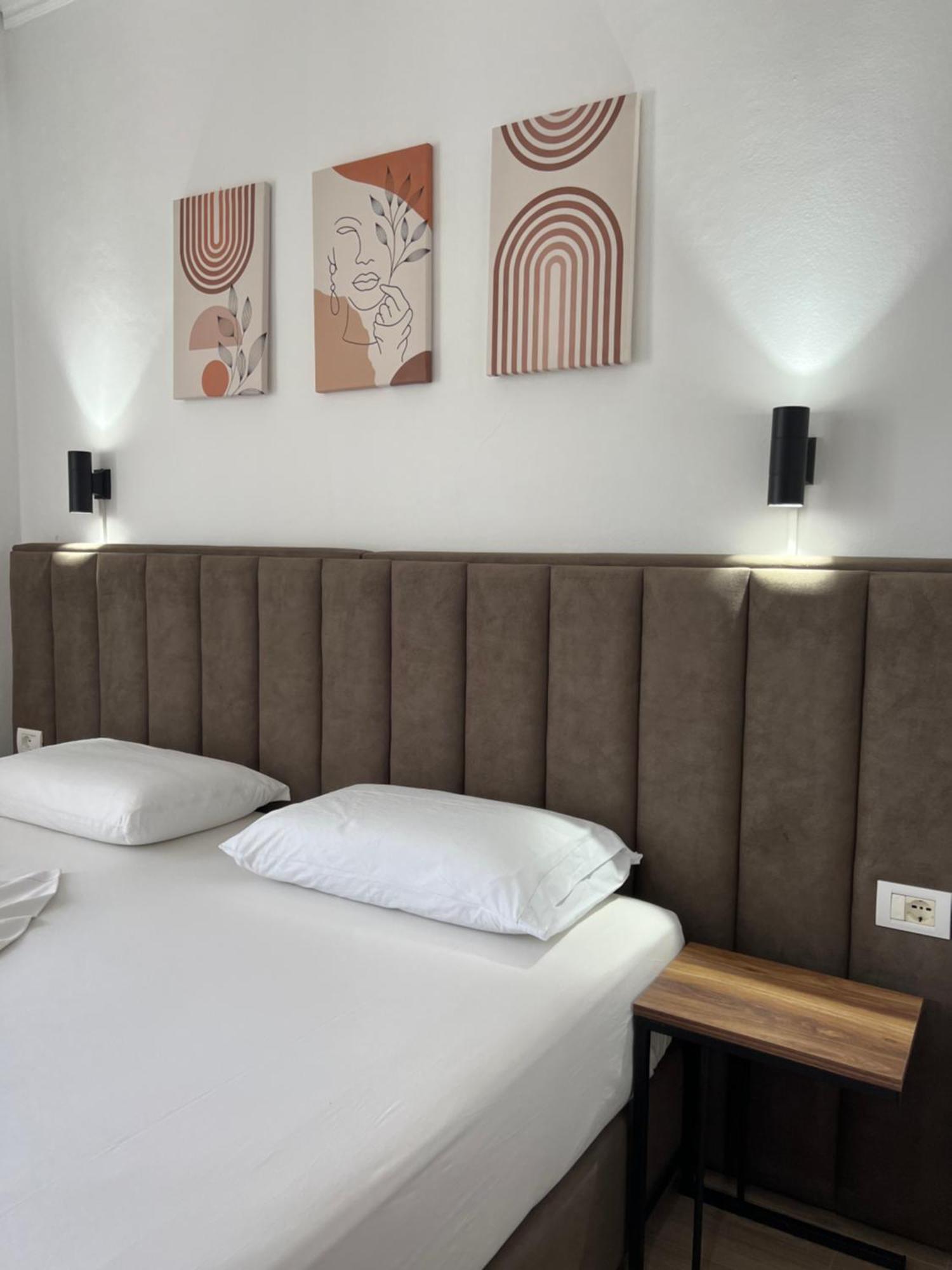 Hotel Floga Shkodër Esterno foto