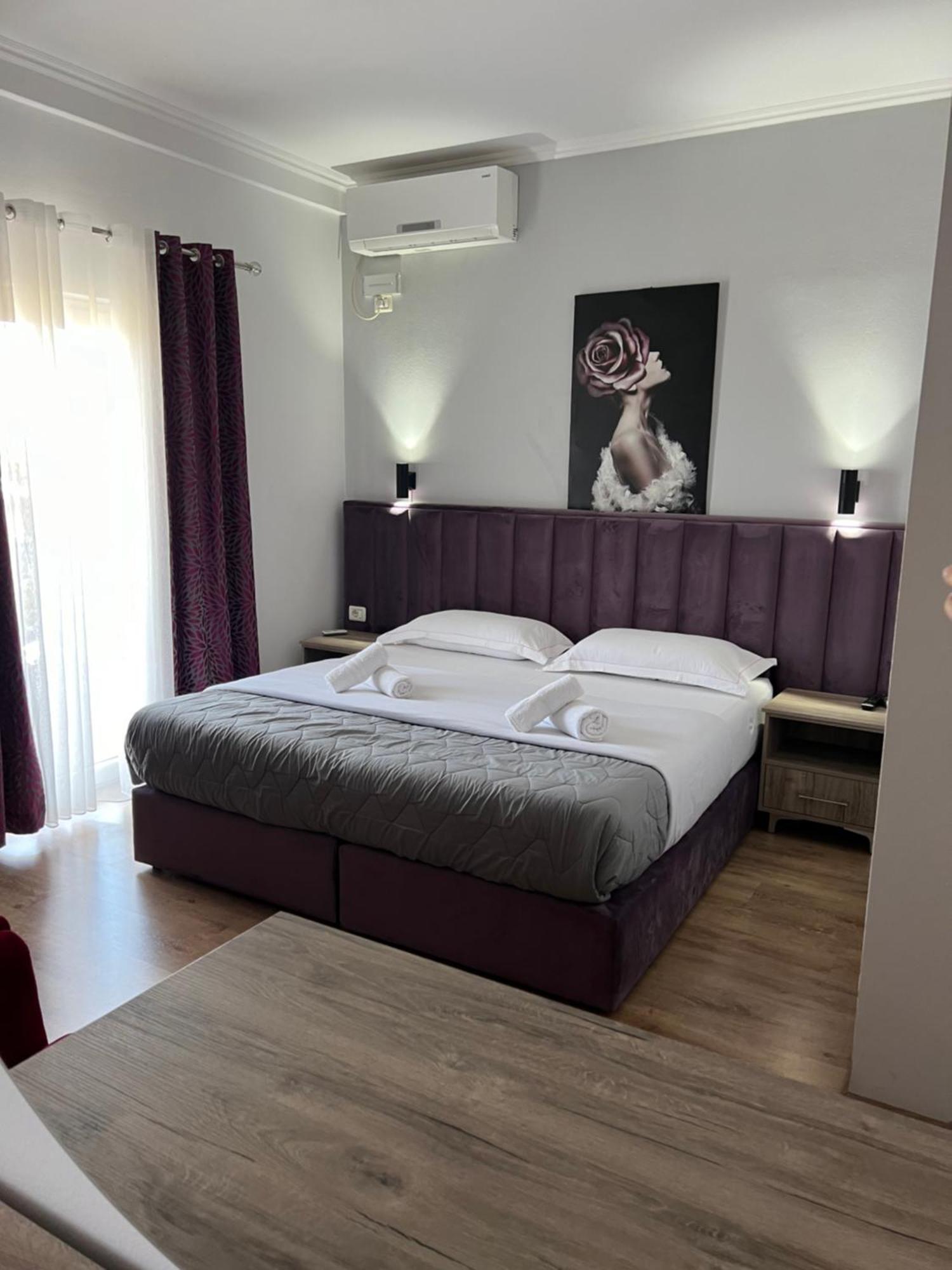 Hotel Floga Shkodër Esterno foto
