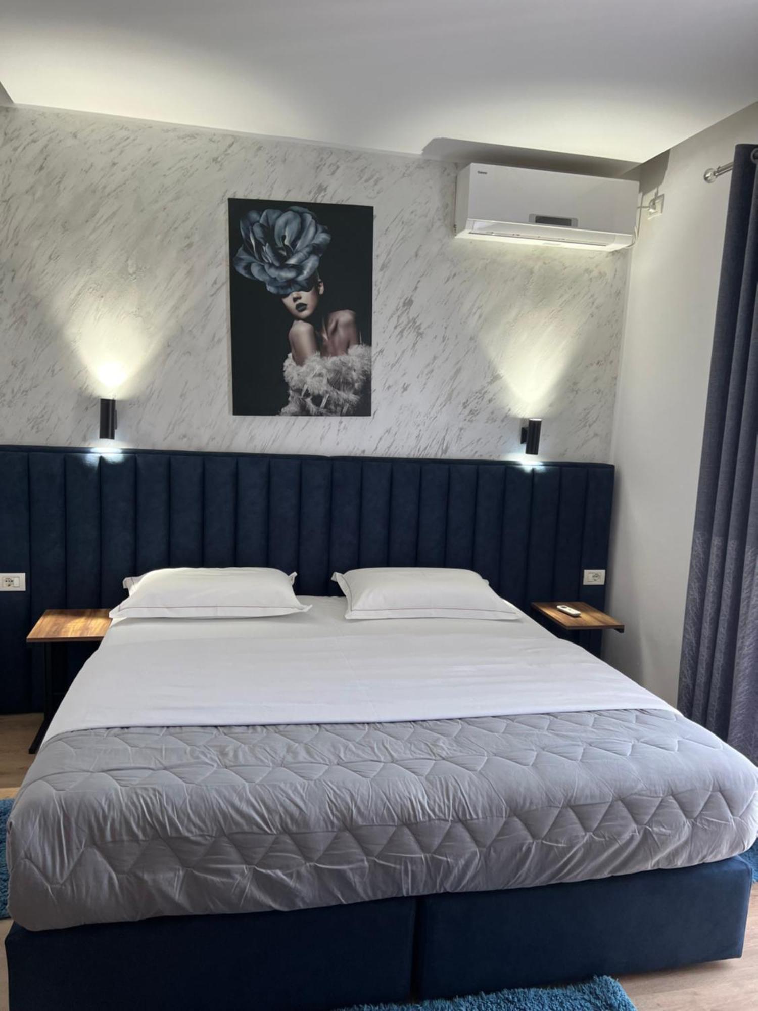 Hotel Floga Shkodër Esterno foto