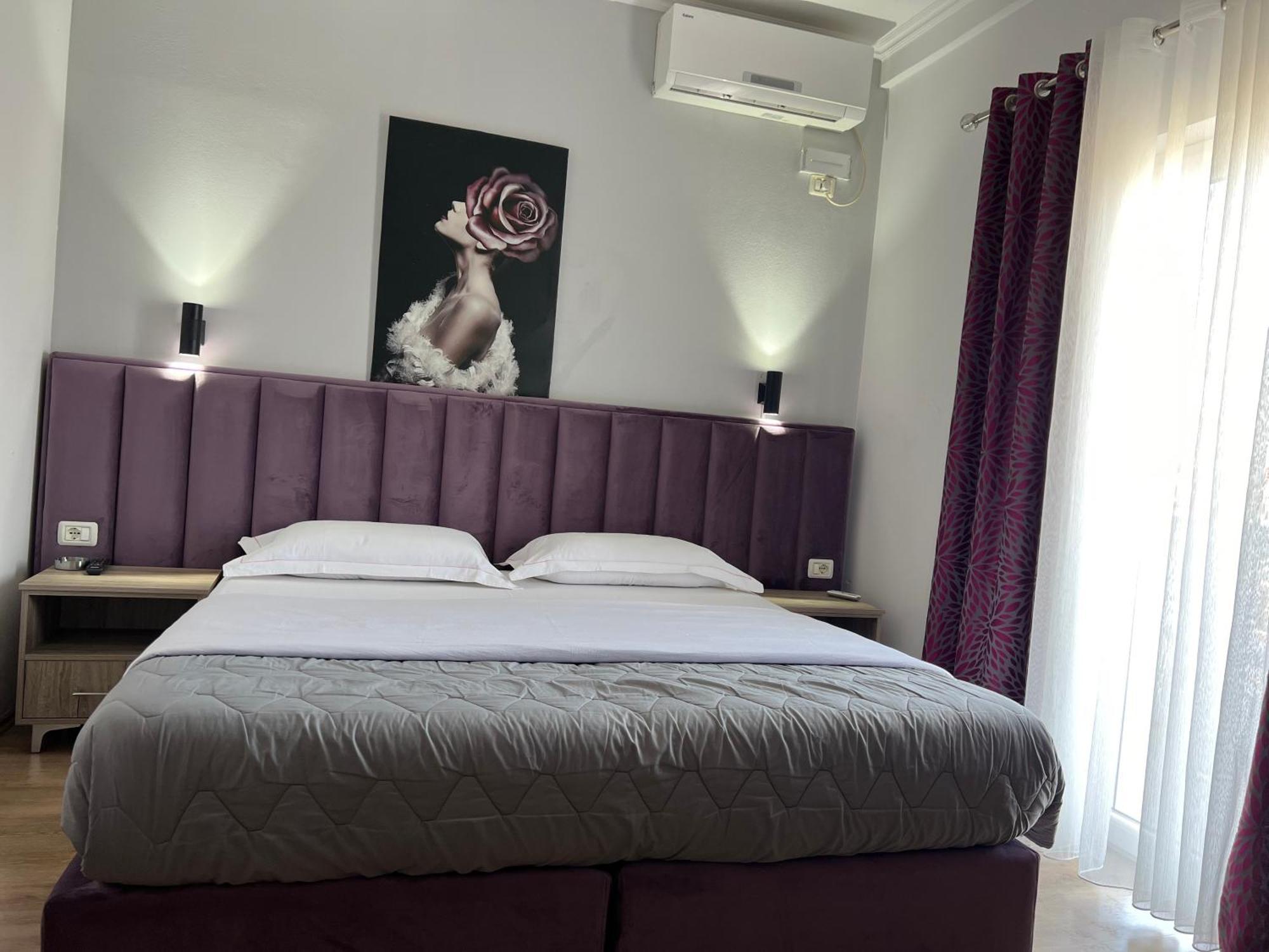 Hotel Floga Shkodër Esterno foto