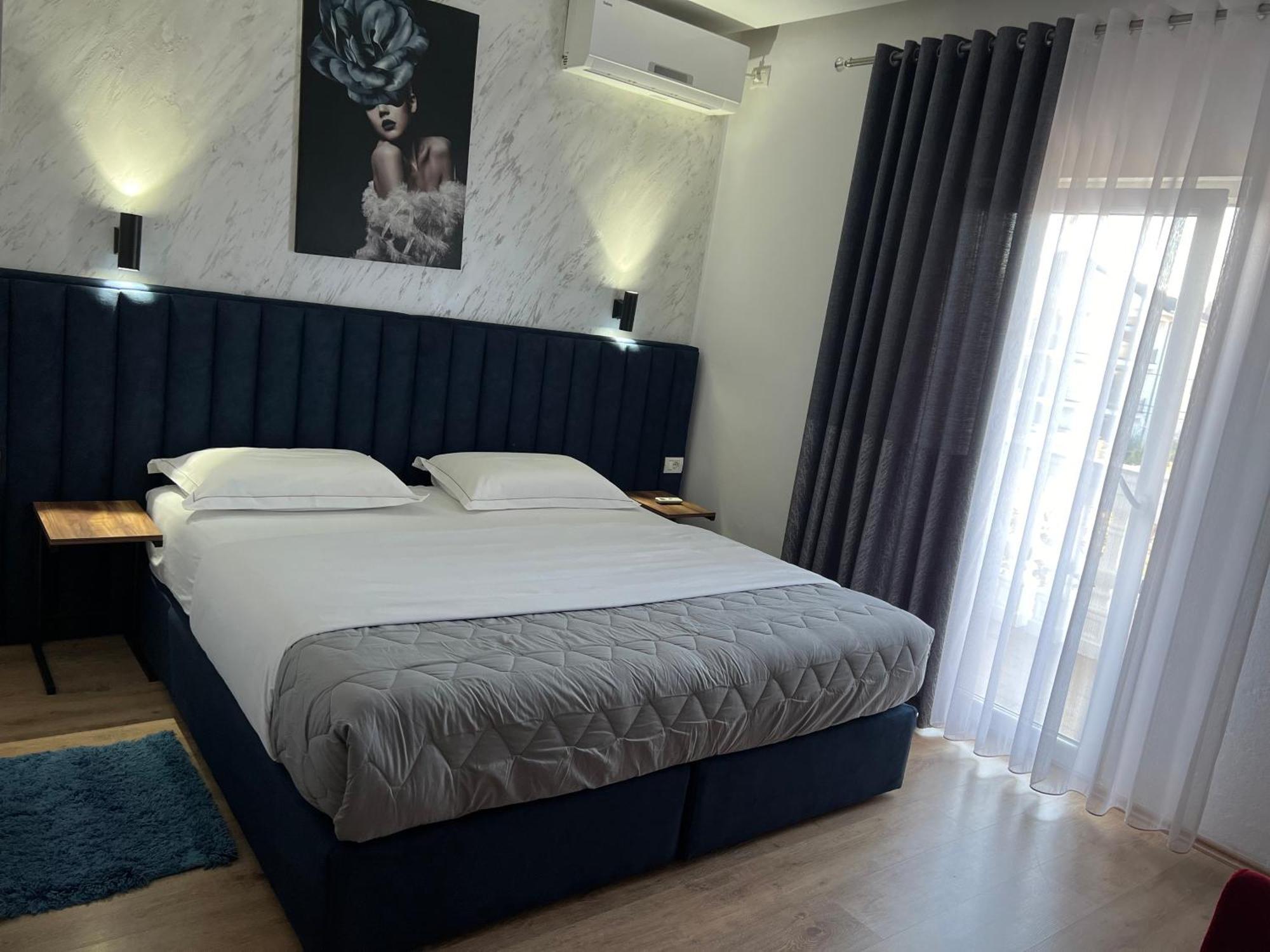 Hotel Floga Shkodër Esterno foto
