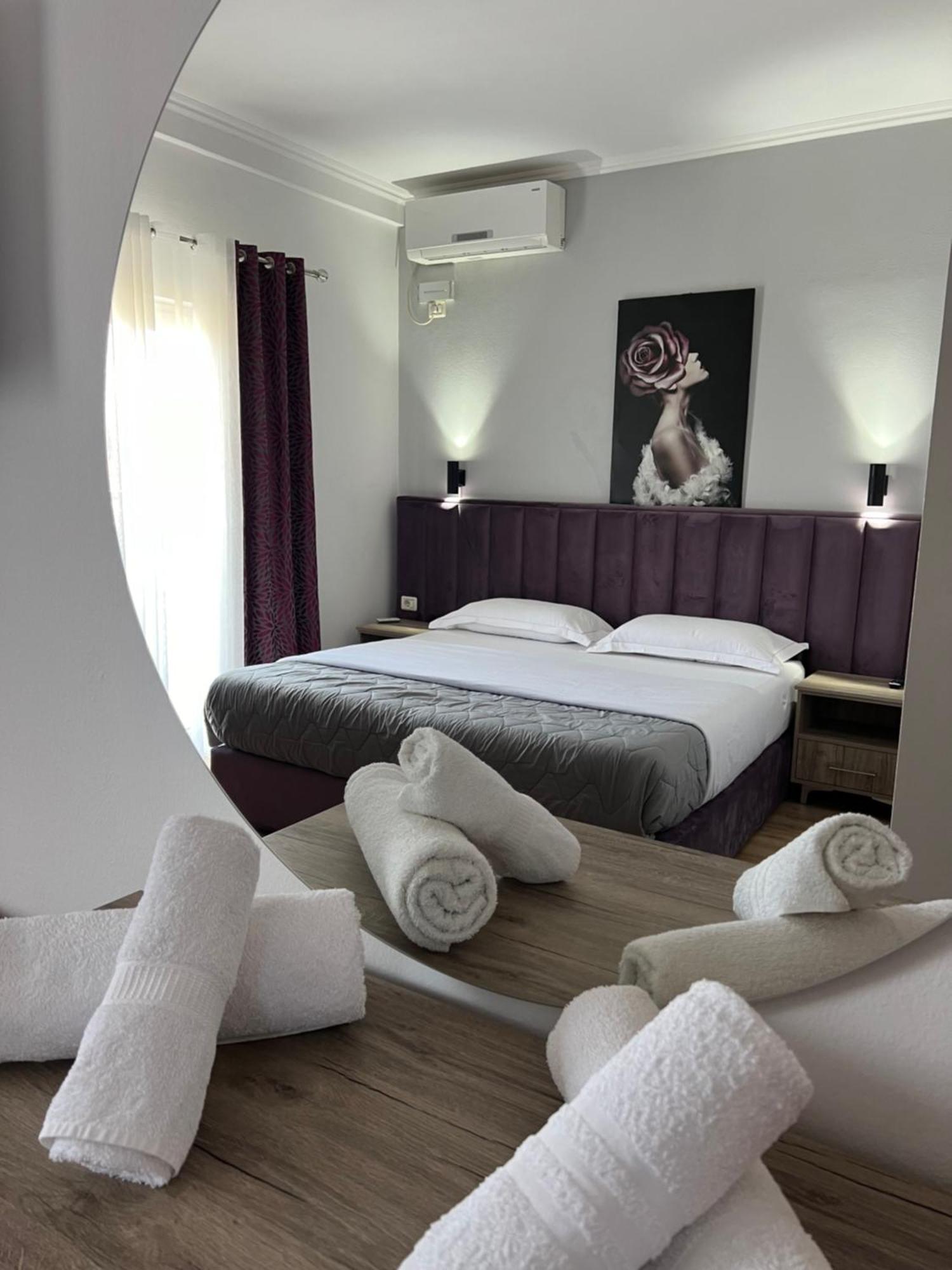 Hotel Floga Shkodër Esterno foto